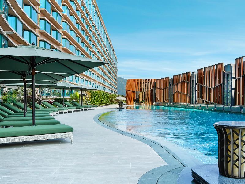 Royal Plaza Hotel