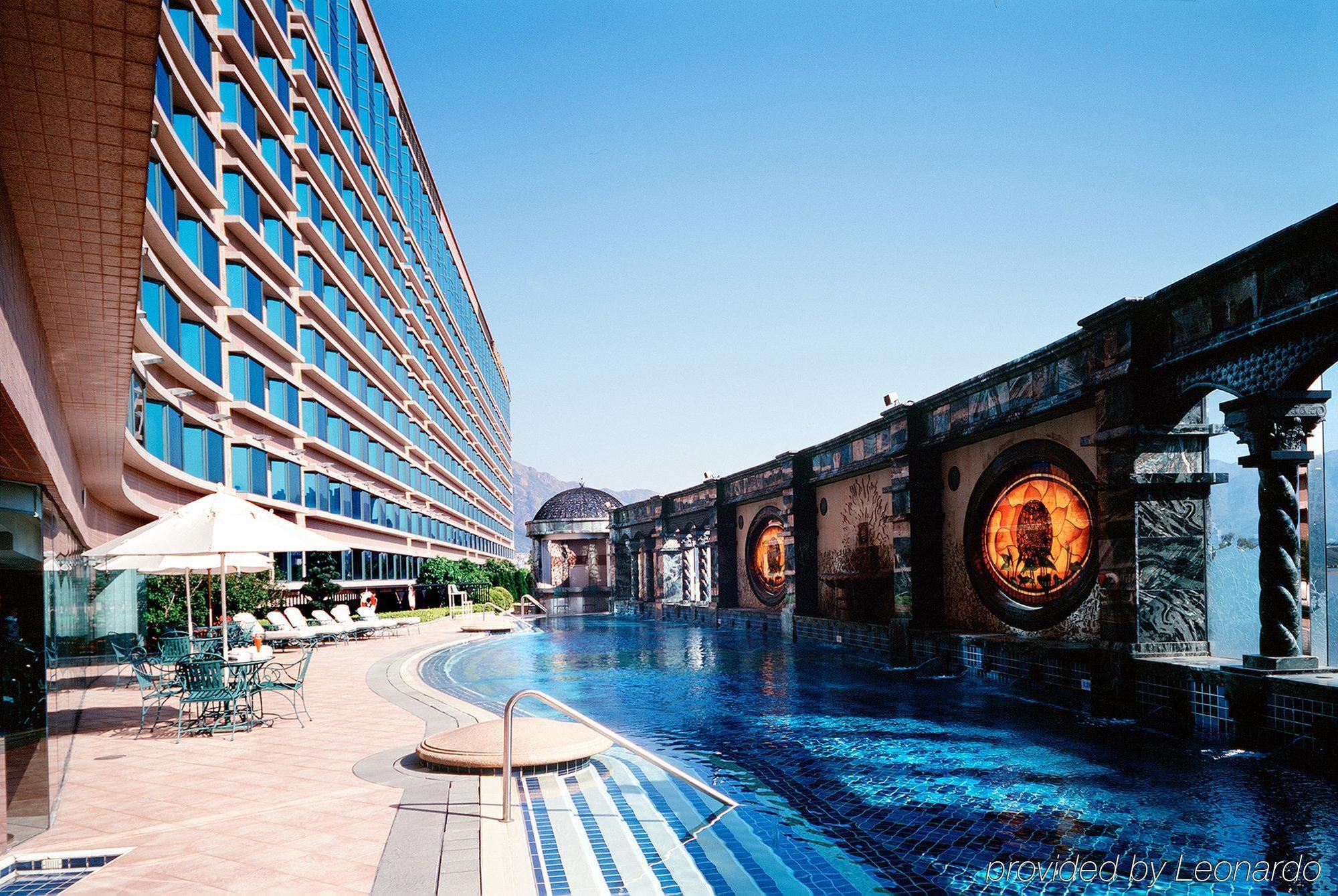 Hotel Royal Plaza 5*