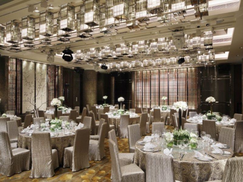 Hotel Royal Plaza 5*